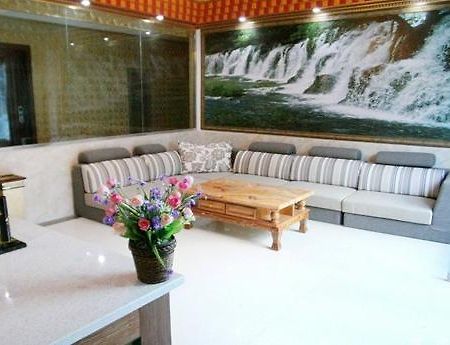 Yixinyuan Hotel Ťiou-čaj-kou Exteriér fotografie